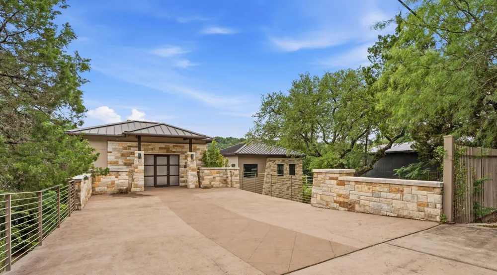 3605 Robbins Road Austin, TX 78730