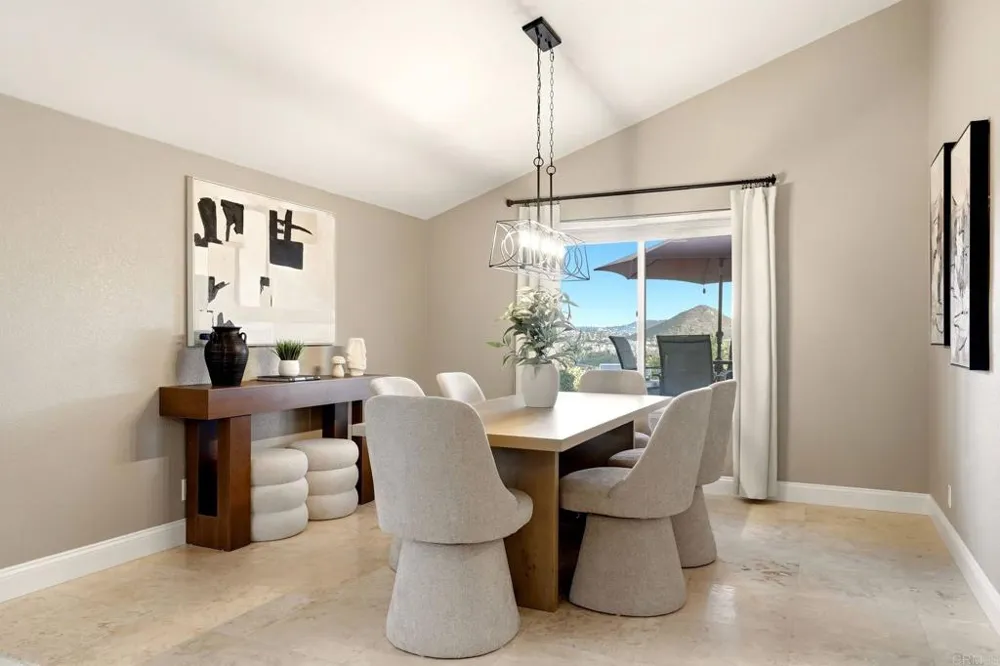 3558 Avenida Amorosa Escondido, CA 92029