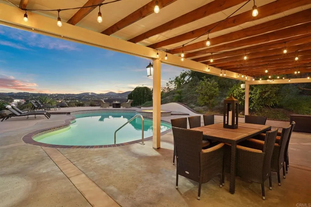 3558 Avenida Amorosa Escondido, CA 92029