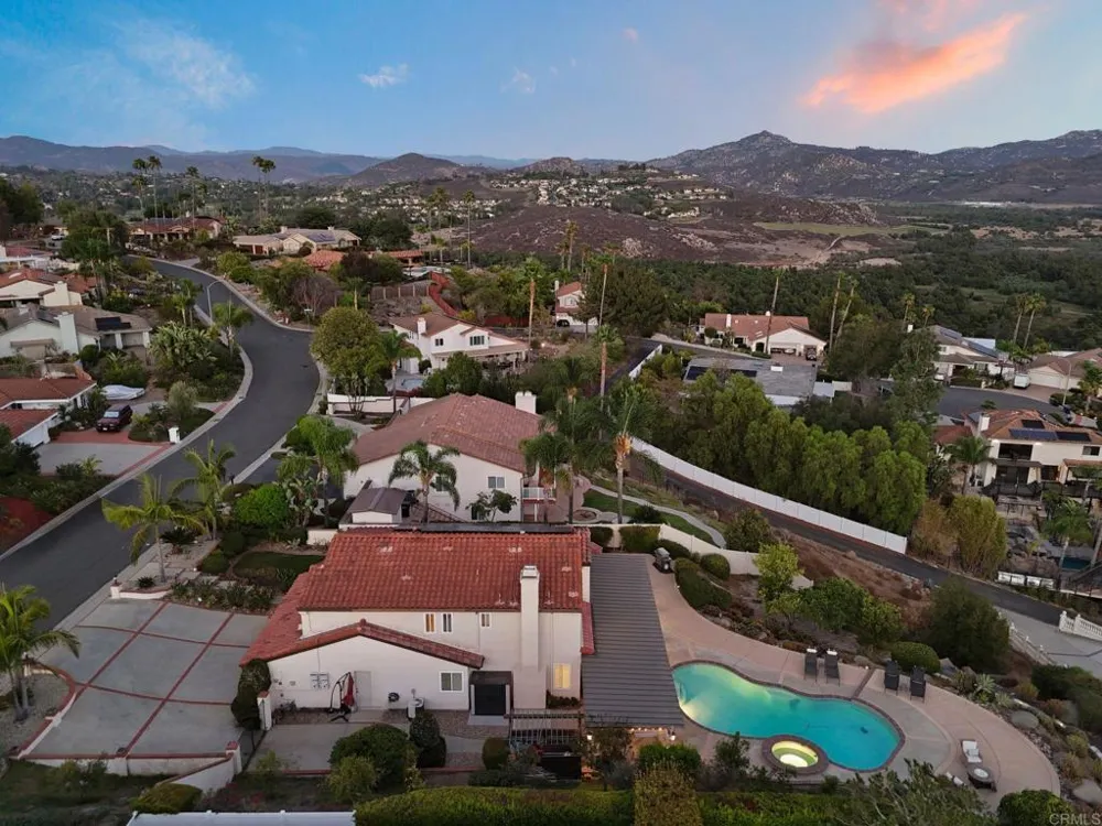 3558 Avenida Amorosa Escondido, CA 92029