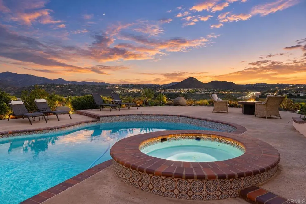 3558 Avenida Amorosa Escondido, CA 92029