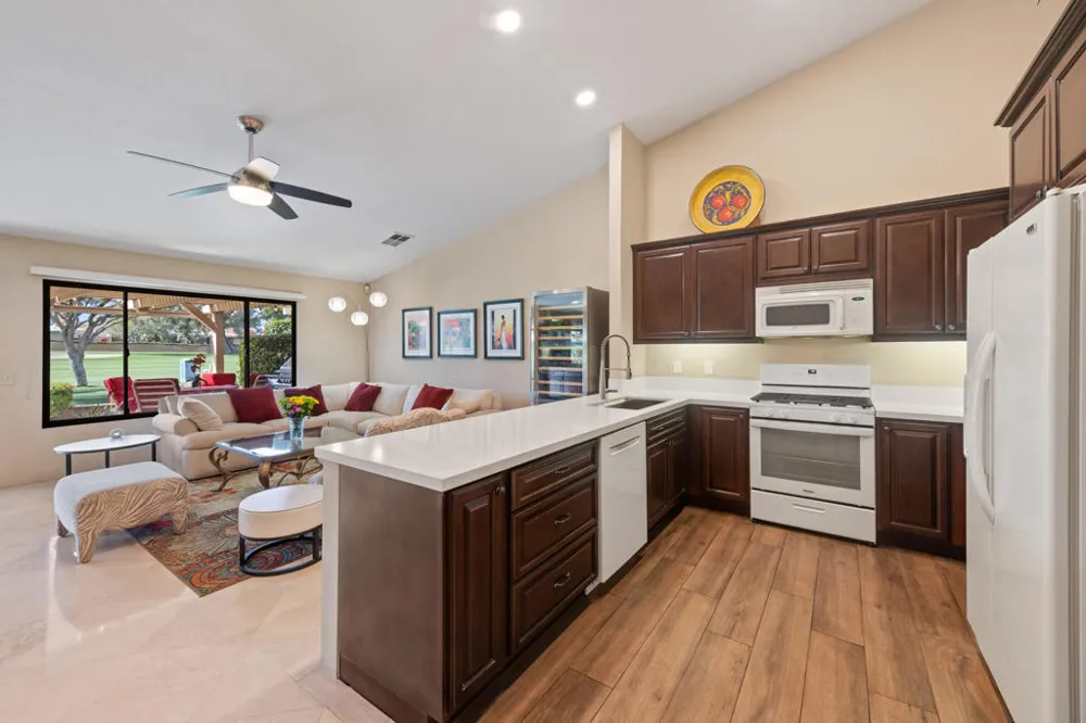 41419 W Woodhaven Drive W Palm Desert, CA 92211