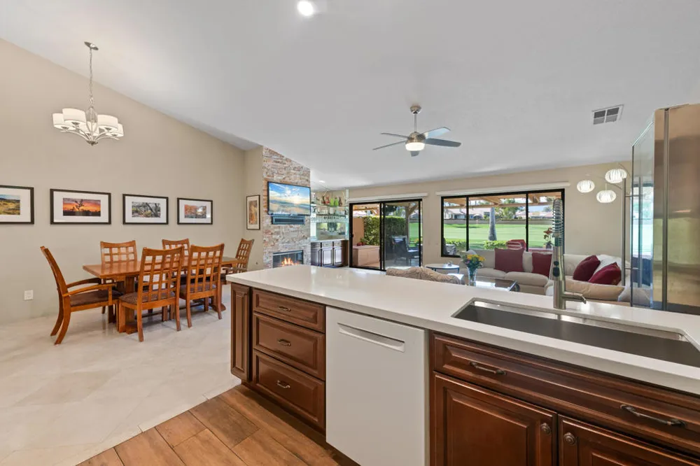 41419 W Woodhaven Drive W Palm Desert, CA 92211