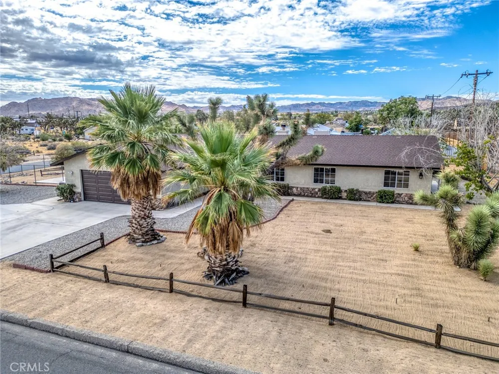 58235 Paxton Yucca Valley, CA 92284