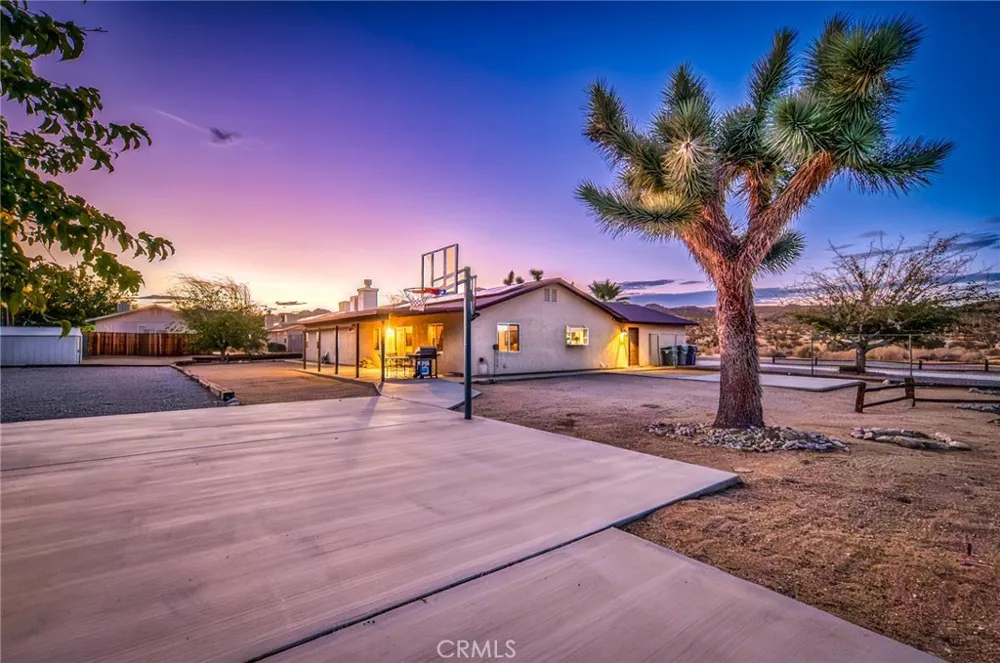 58235 Paxton Yucca Valley, CA 92284