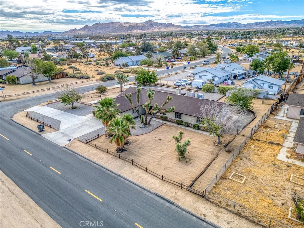 58235 Paxton Yucca Valley, CA 92284