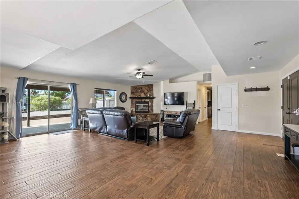 58235 Paxton Yucca Valley, CA 92284