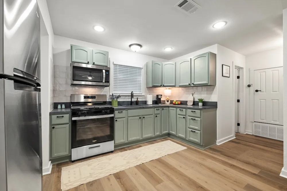 2109 Brackenridge Street #A Austin, TX 78704