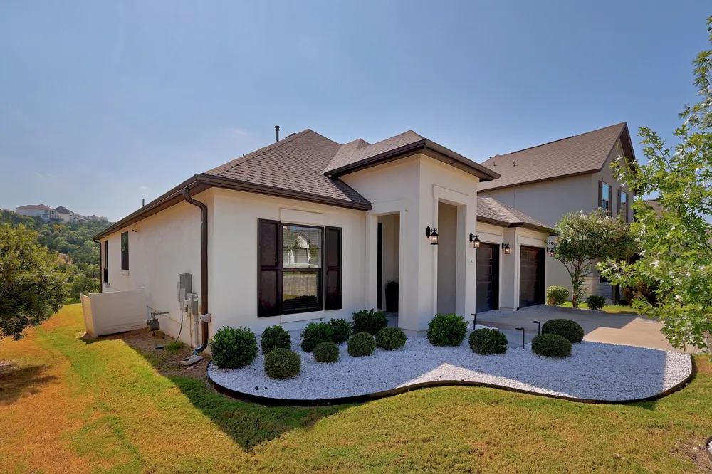 1340 Brescia Walk Leander, TX 78641