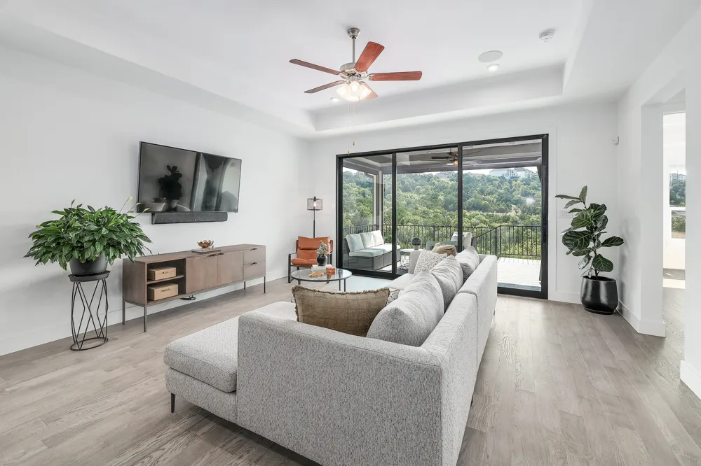 1340 Brescia Walk Leander, TX 78641