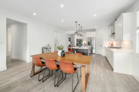 1340 Brescia Walk