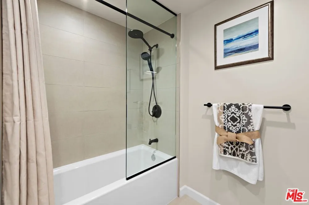 321 S Oxford Ave #603 Los Angeles, CA 90010