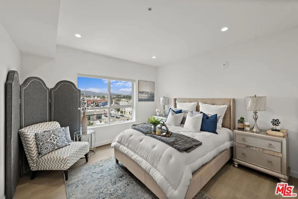 321 S Oxford Ave #603 Los Angeles, CA 90010