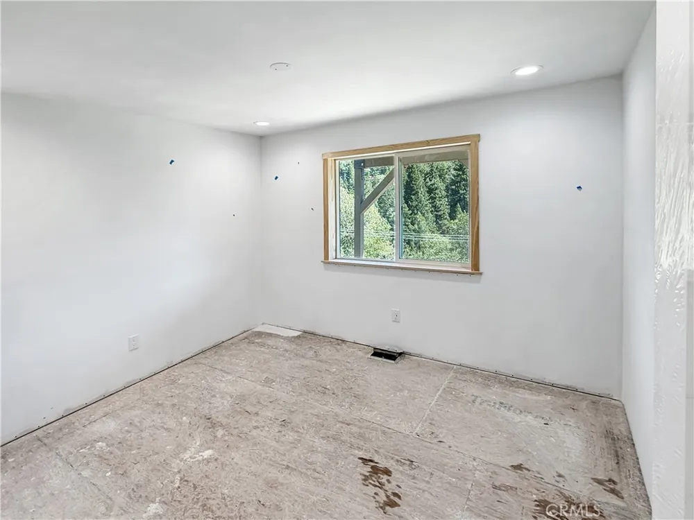 26885 Modoc Lake Arrowhead, CA 92352