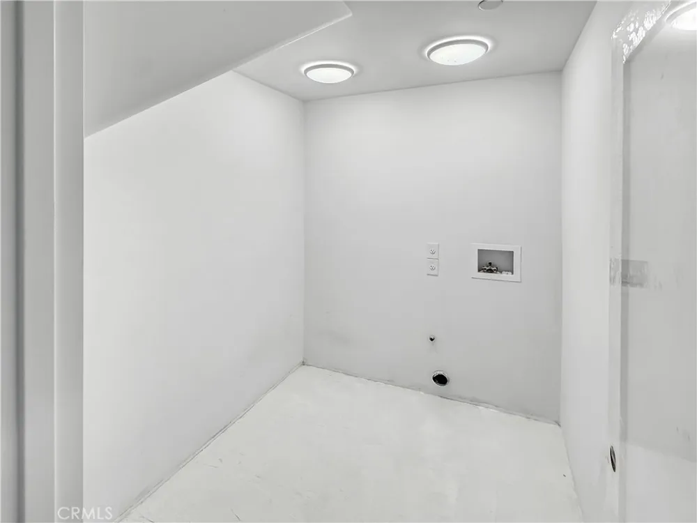 26885 Modoc Lake Arrowhead, CA 92352