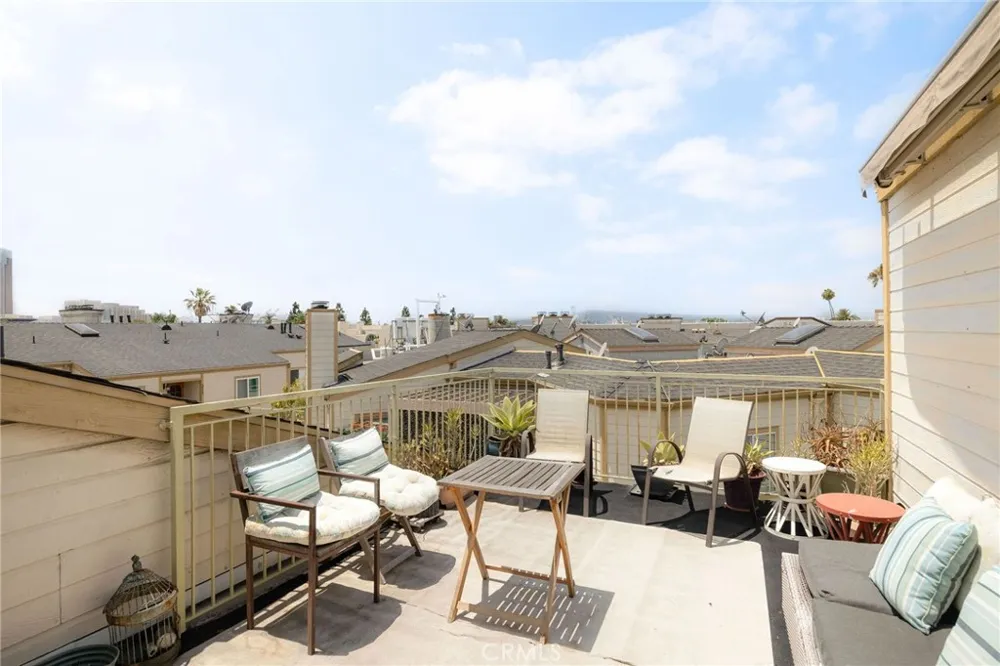 645 Chestnut Long Beach, CA 90802
