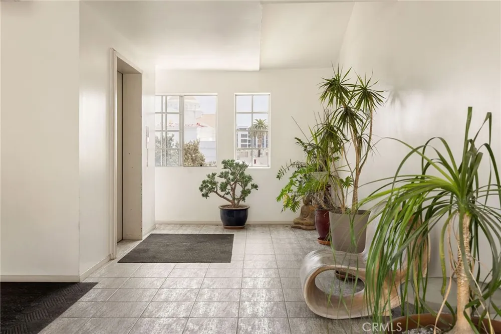 645 Chestnut Long Beach, CA 90802