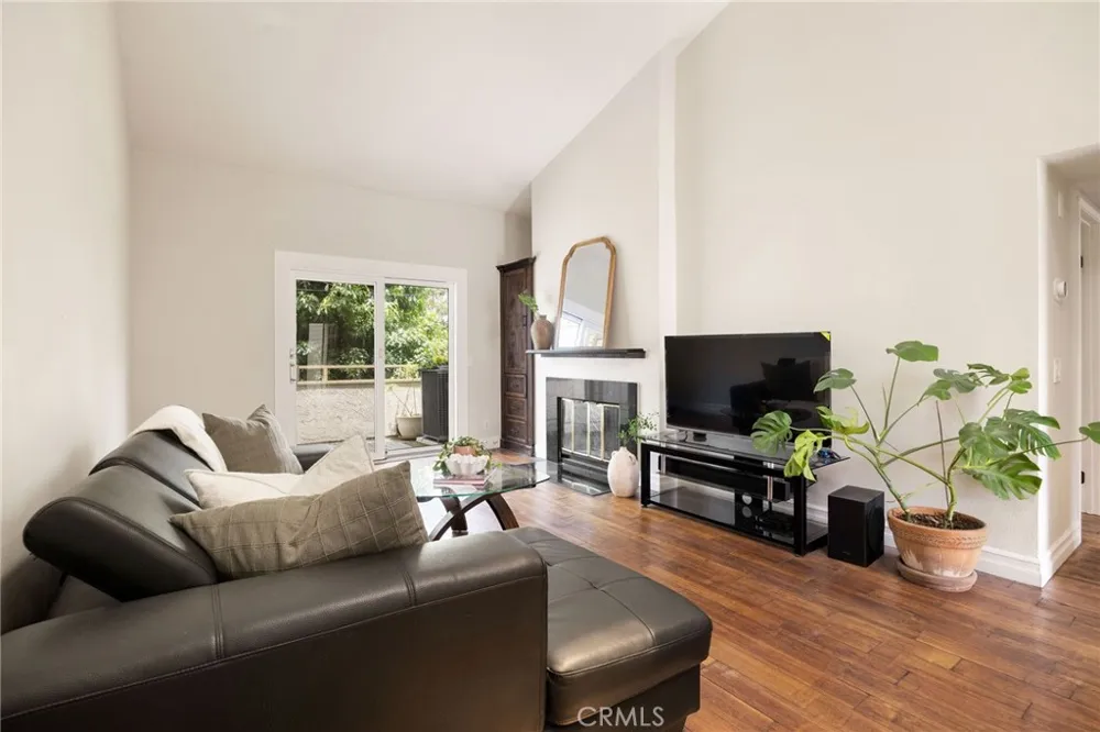 645 Chestnut Long Beach, CA 90802