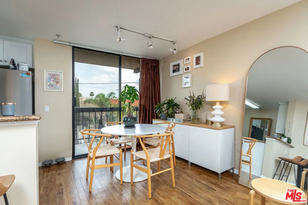 7320 Hawthorn Avenue #121 Los Angeles, CA 90046