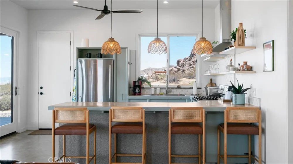 7285 Mount Lassen Joshua Tree, CA 92252