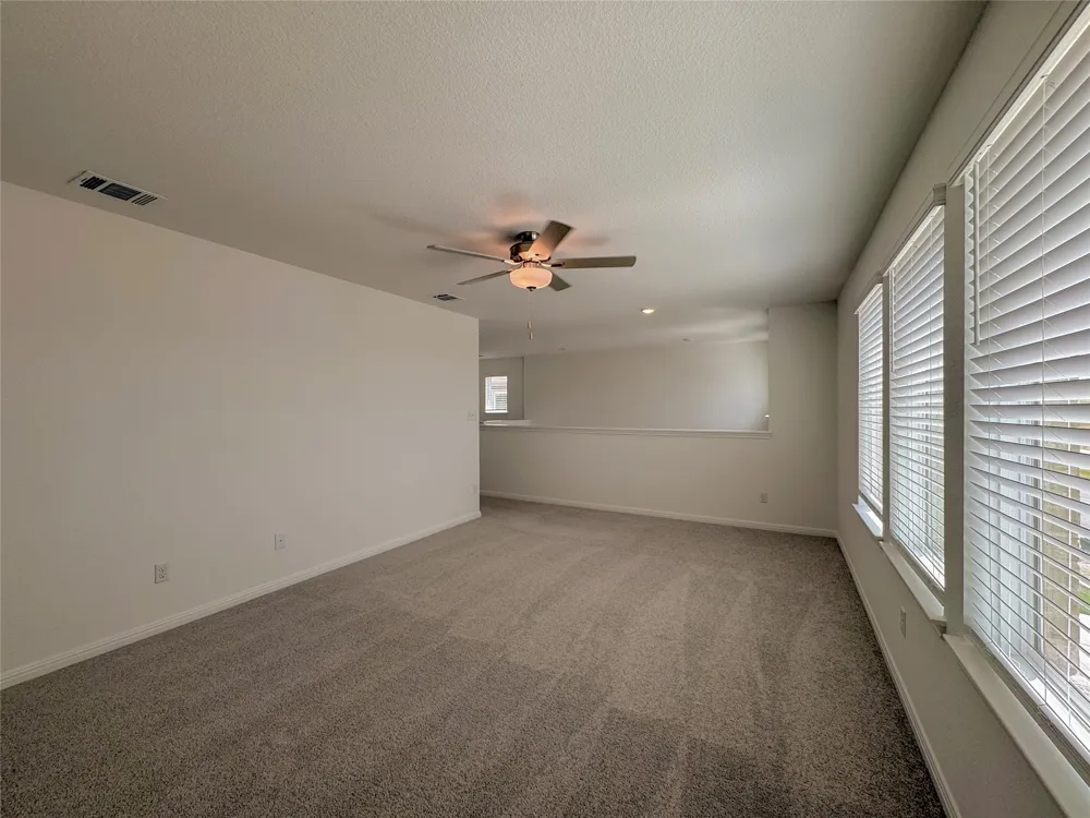 211 Mad Pupper Drive Buda, TX 78610