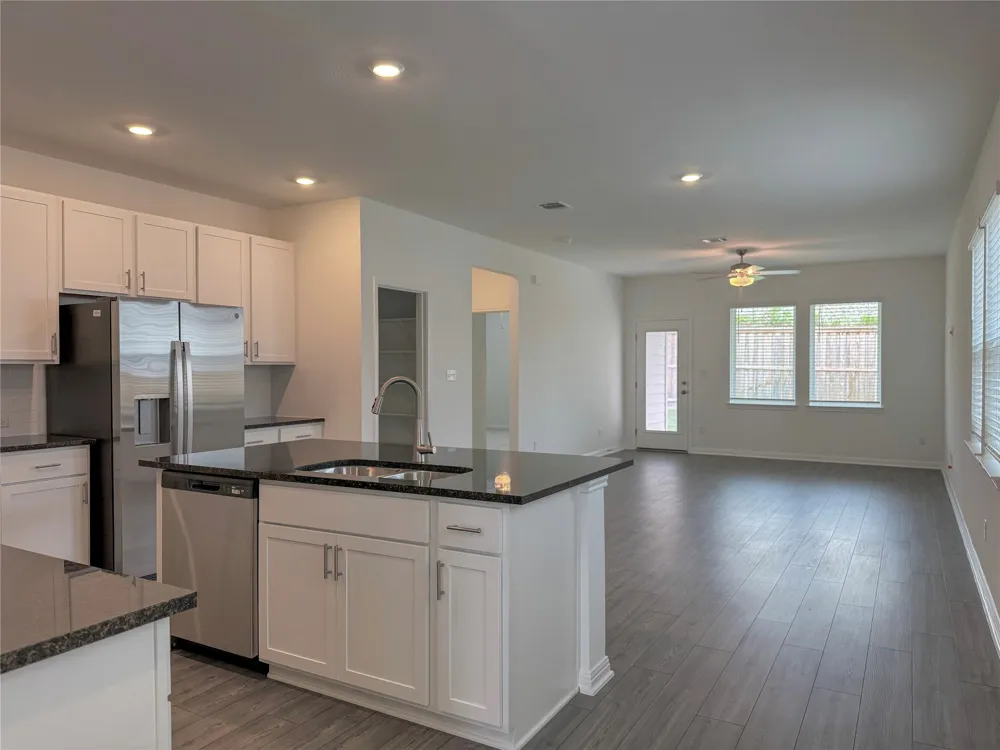 211 Mad Pupper Drive Buda, TX 78610