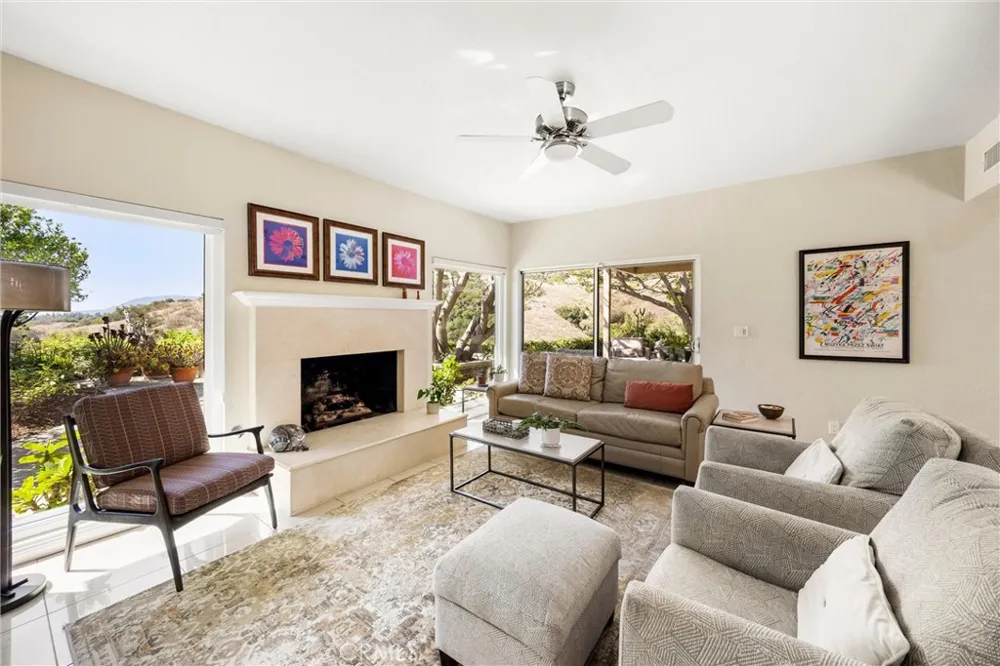 2621 Mountain Claremont, CA 91711