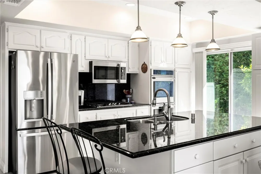 2621 Mountain Claremont, CA 91711