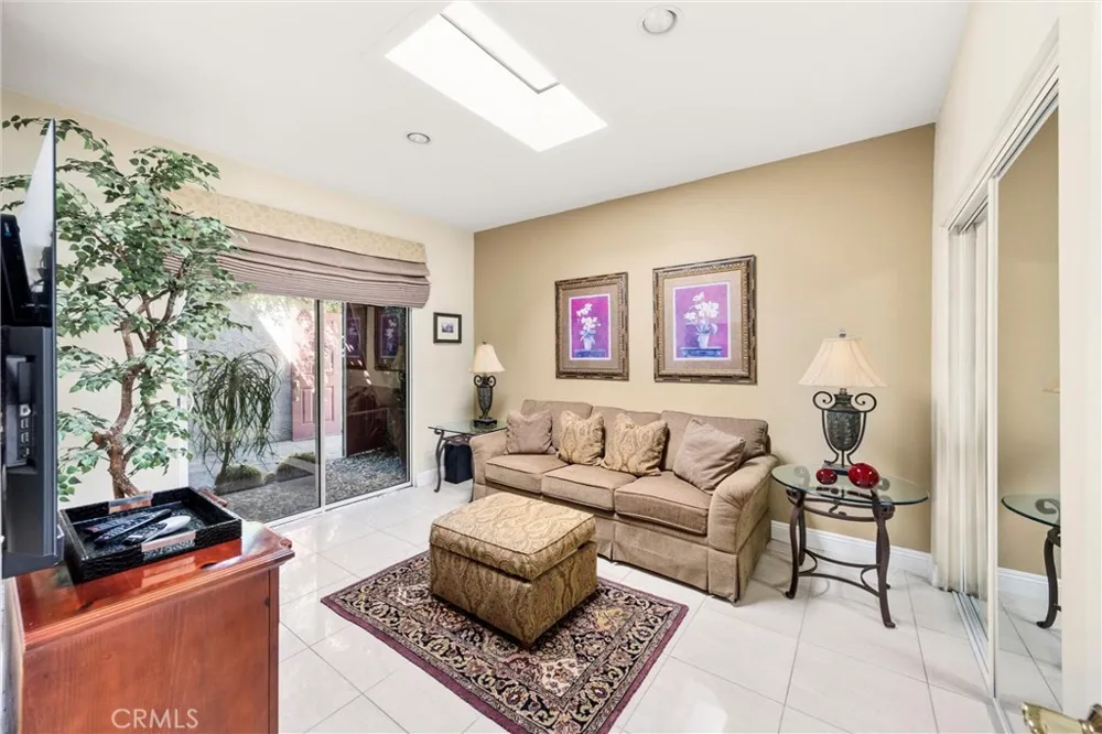2621 Mountain Claremont, CA 91711