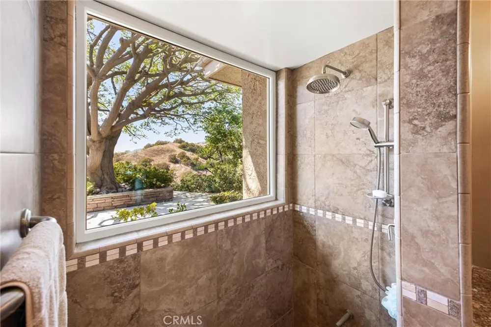 2621 Mountain Claremont, CA 91711