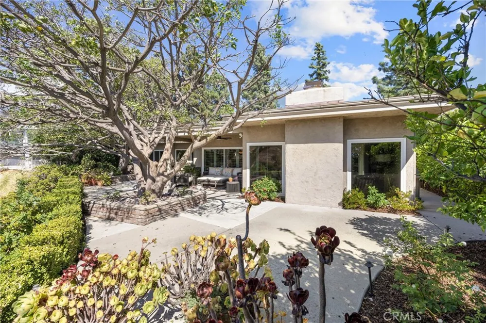 2621 Mountain Claremont, CA 91711