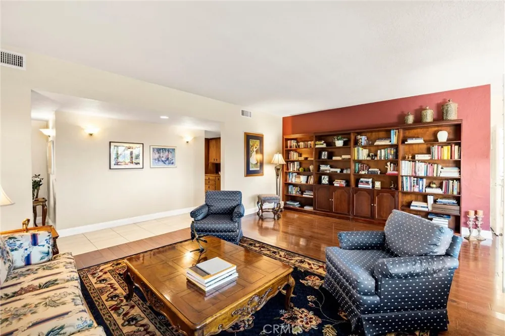 2621 Mountain Claremont, CA 91711