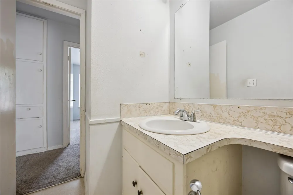 402 Bramble Drive Austin, TX 78745