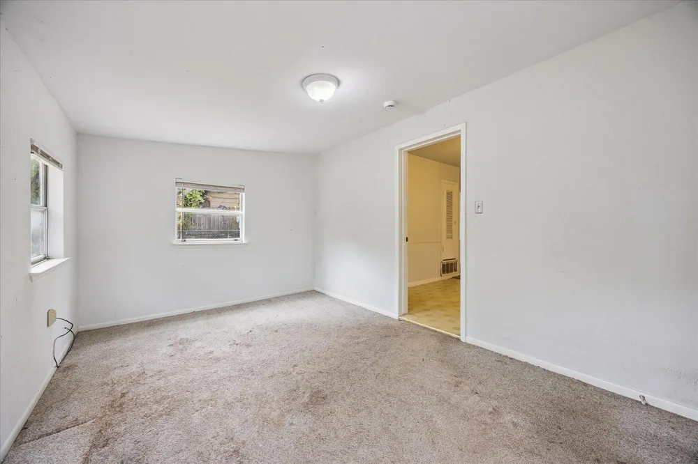 402 Bramble Drive Austin, TX 78745