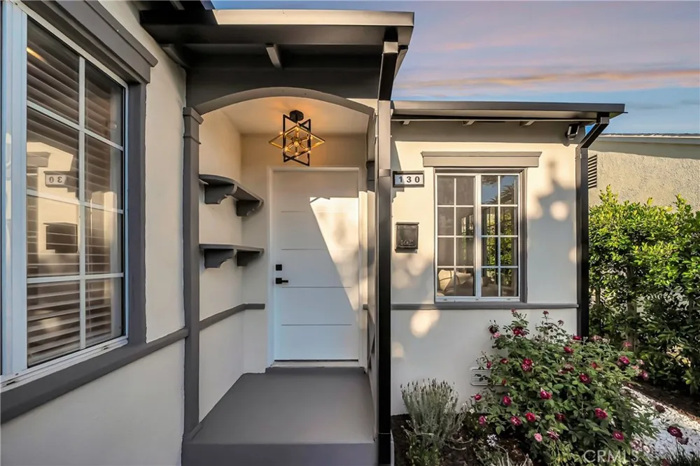 128 Lukens Place Glendale, CA 91206