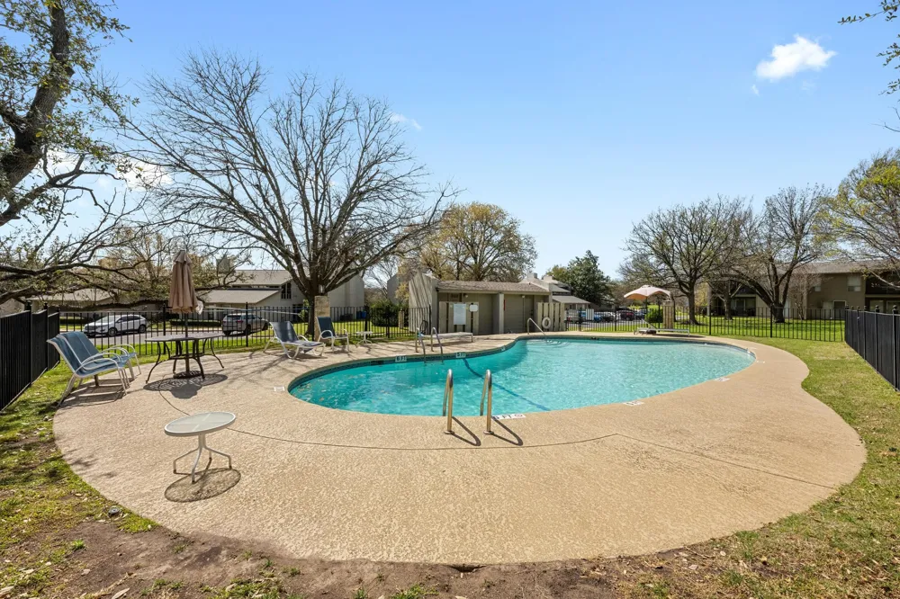 100 Lido Circle #B2 Lakeway, TX 78734