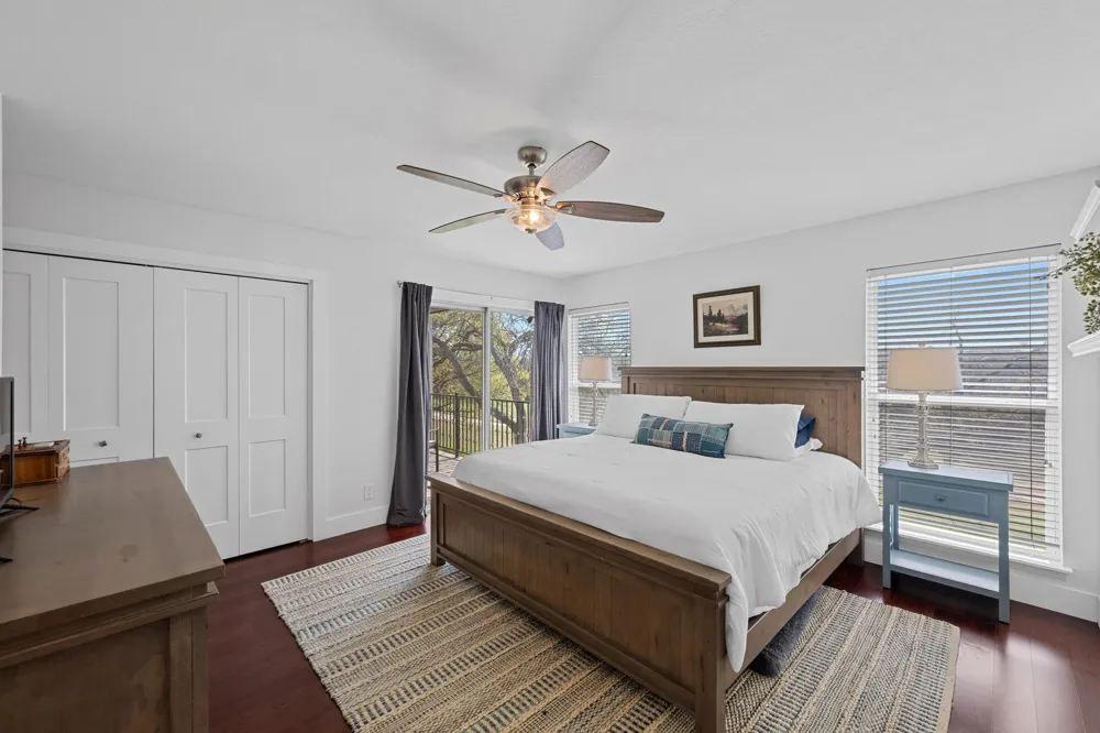 100 Lido Circle #B2 Lakeway, TX 78734
