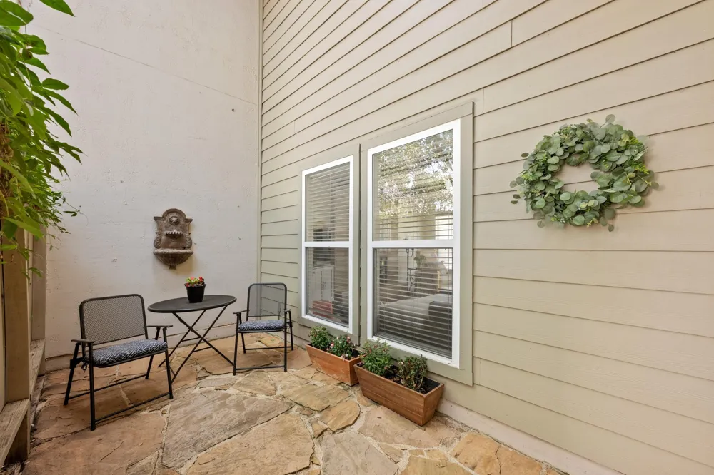 100 Lido Circle #B2 Lakeway, TX 78734