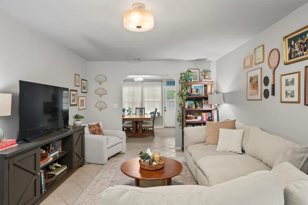 3303 Plantation Road Austin, TX 78745