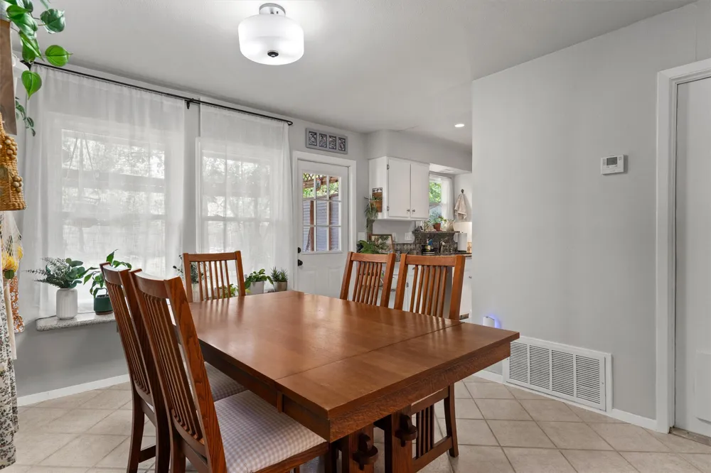 3303 Plantation Road Austin, TX 78745