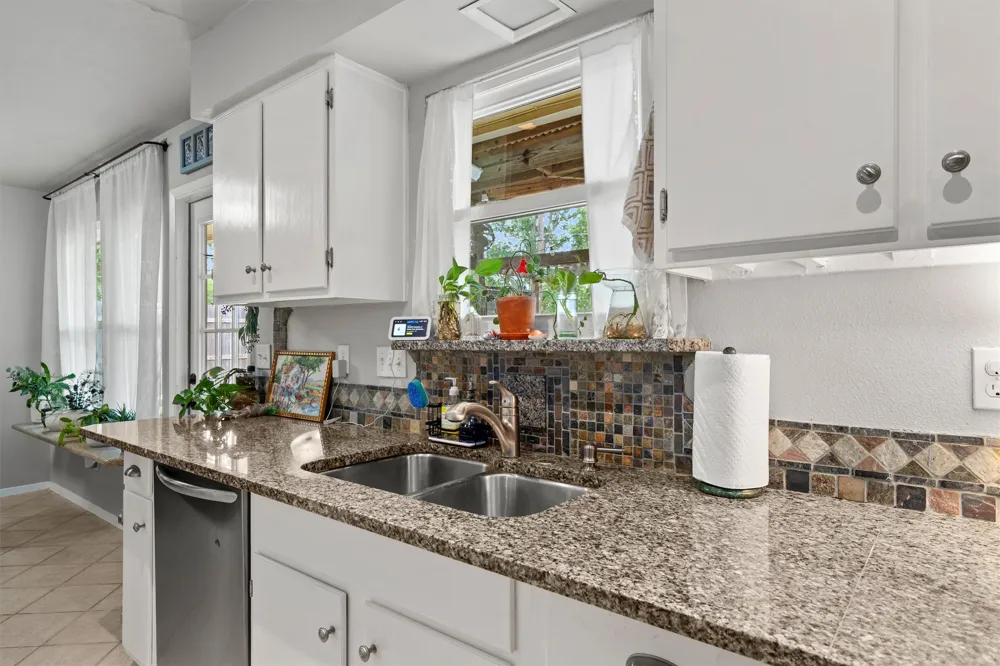 3303 Plantation Road Austin, TX 78745