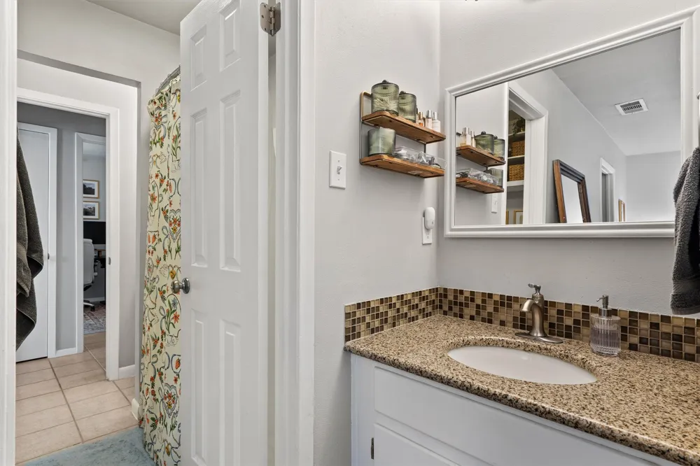3303 Plantation Road Austin, TX 78745