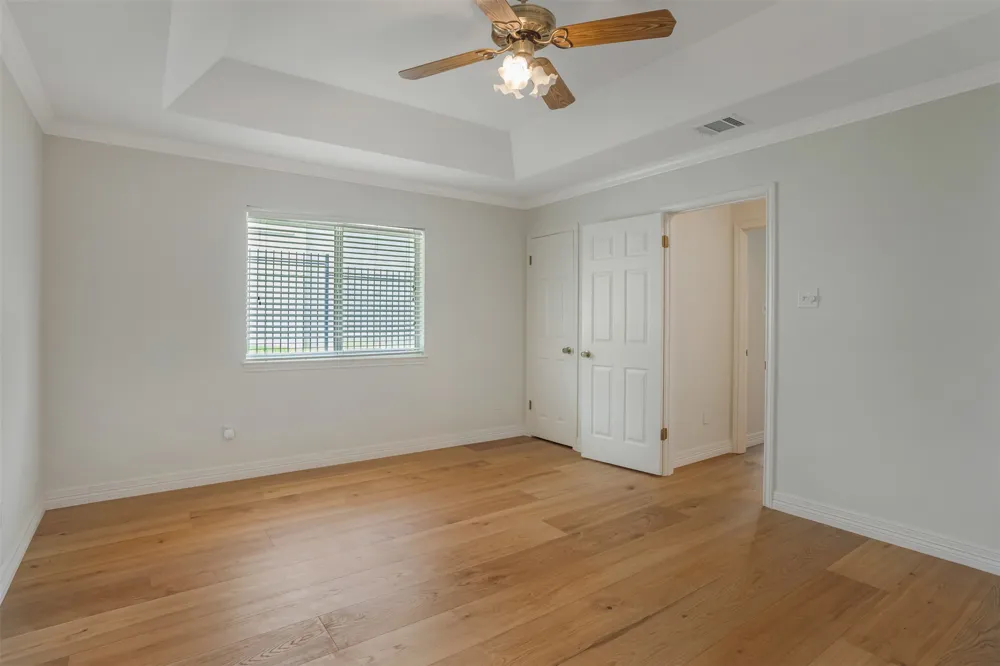 410 Rolling Green Drive Lakeway, TX 78734