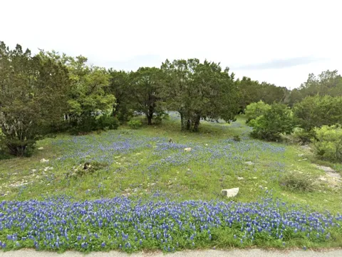Maverick Circle