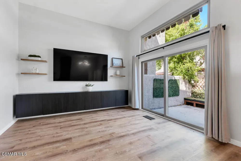 2445 Chandler Avenue #3 Simi Valley, CA 93065