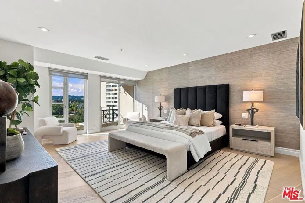 10580 Wilshire Boulevard #36 Los Angeles, CA 90024