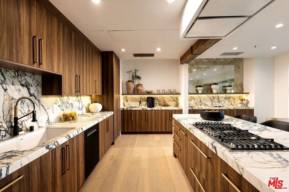 10580 Wilshire Boulevard #36 Los Angeles, CA 90024