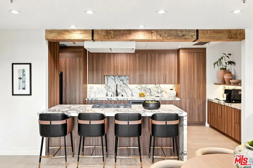10580 Wilshire Boulevard #36 Los Angeles, CA 90024