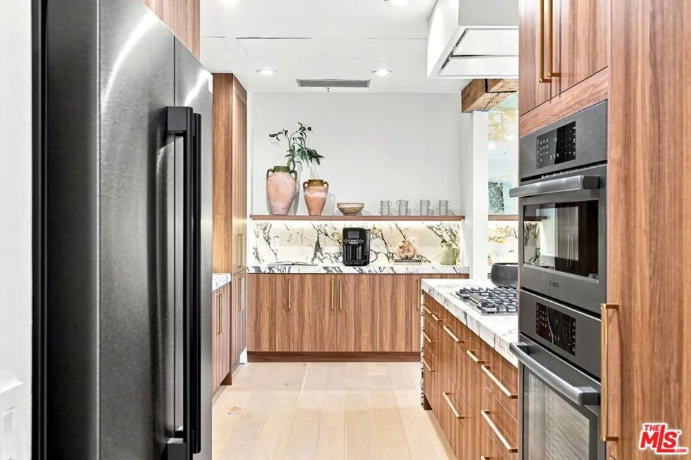 10580 Wilshire Boulevard #36 Los Angeles, CA 90024