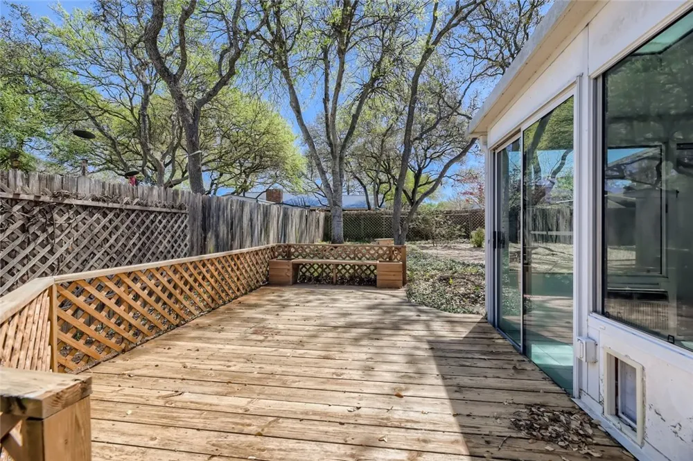 9111 Marsh Drive Austin, TX 78748